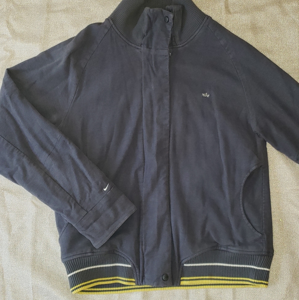 Nike Jacket - Picture 13 of 14